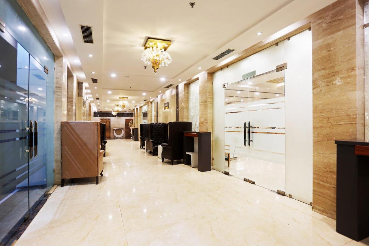Capital O Green Palms Near Jhilmil Metro Station Hotell New Delhi Exteriör bild