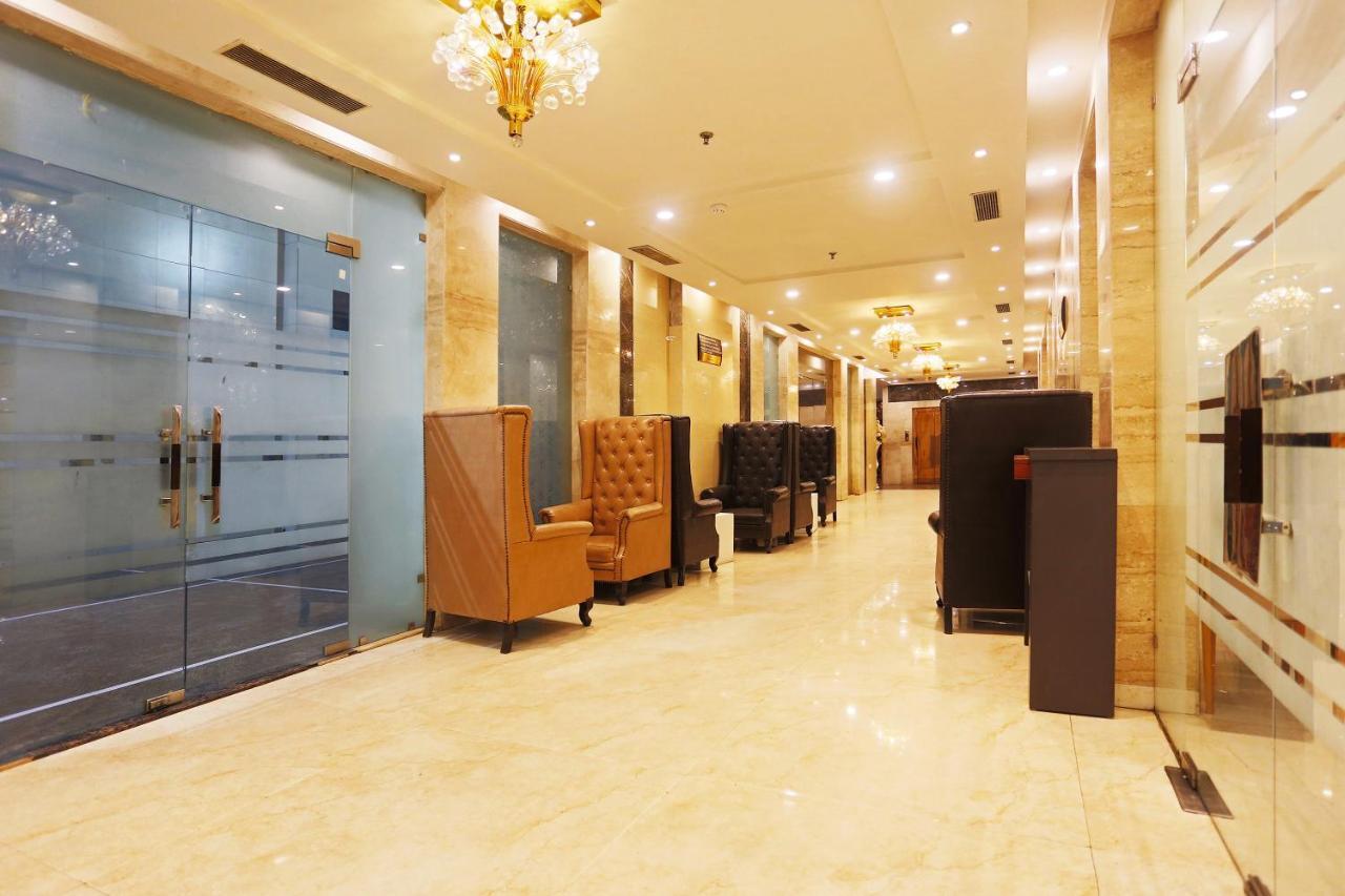Capital O Green Palms Near Jhilmil Metro Station Hotell New Delhi Exteriör bild